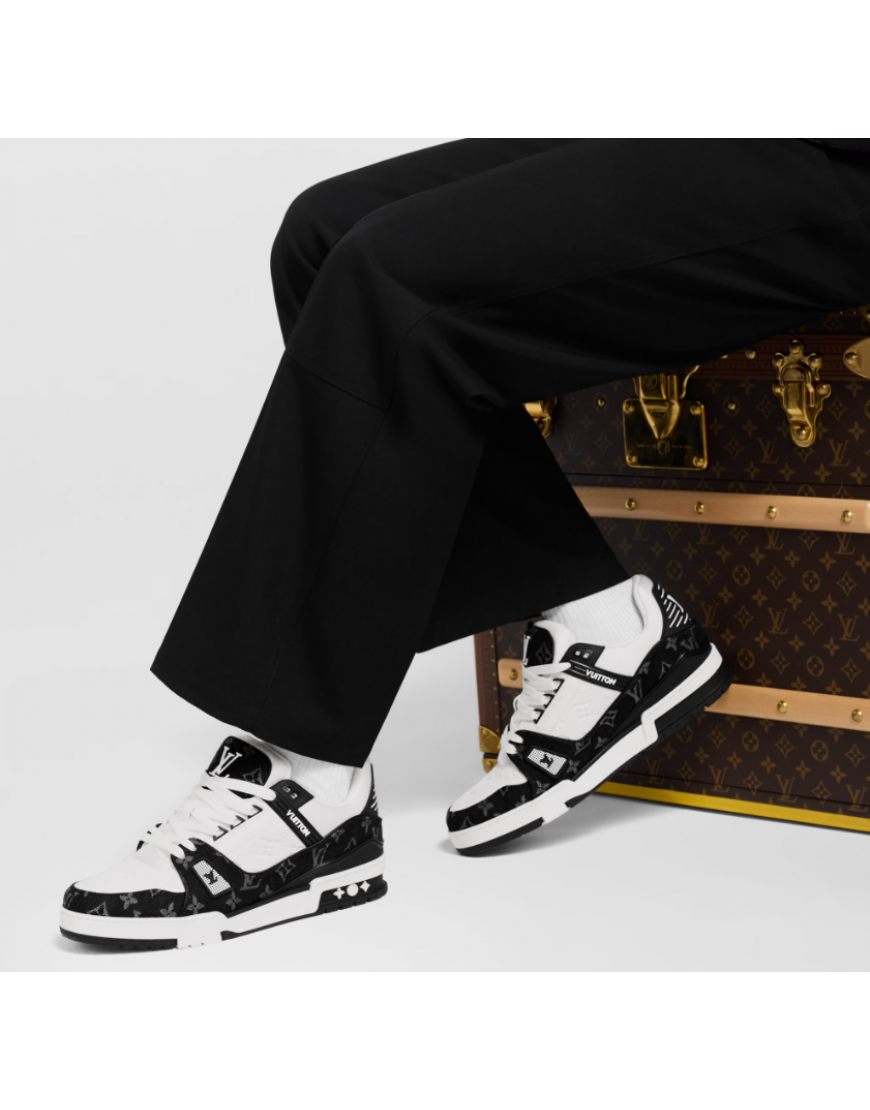 LOUİS VUİTTON SNEAKERS LUXURY BLACK WHİTE