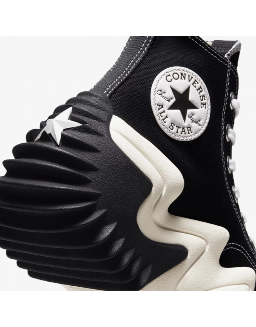 Converse Run Star Motion Platform