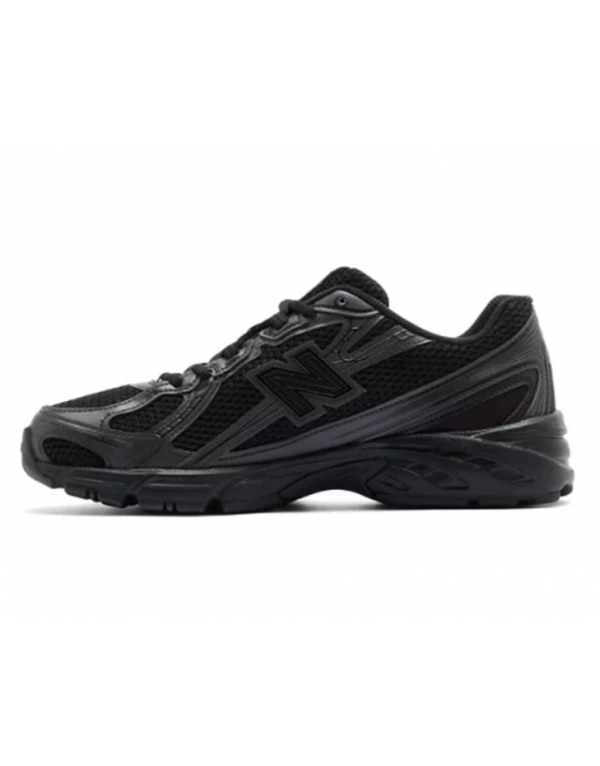 New Balance 740 Triple Black
