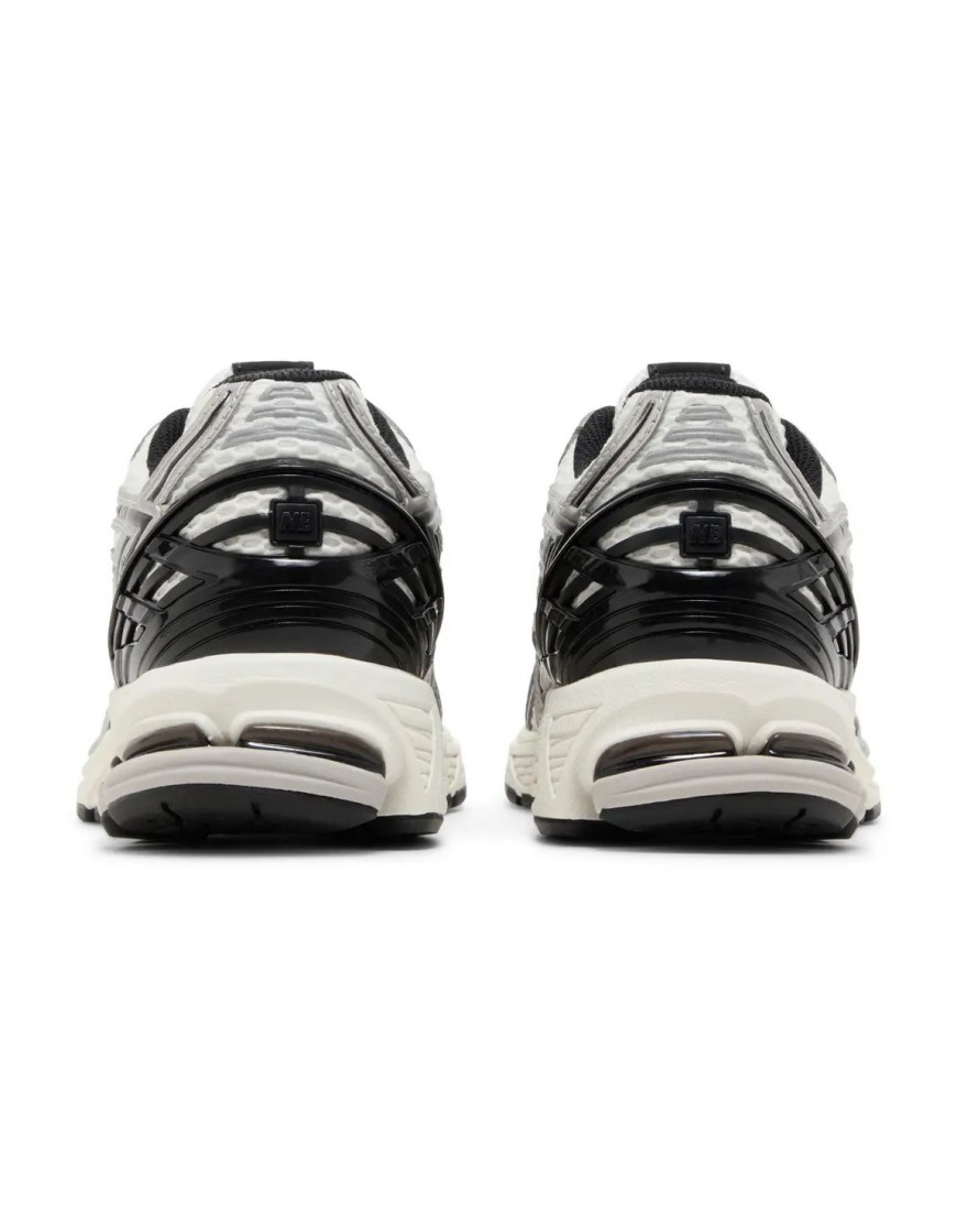 New Balance 1906R Silver Metallic Black