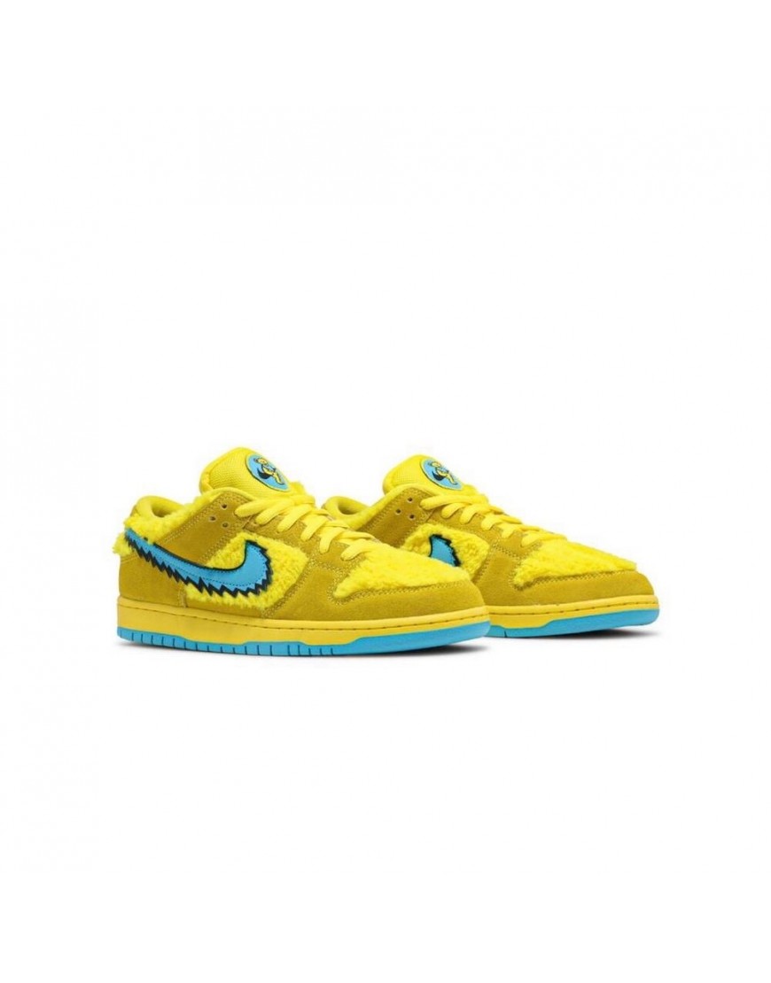 NİKE DUNK LOW SB YELLOW BEAR